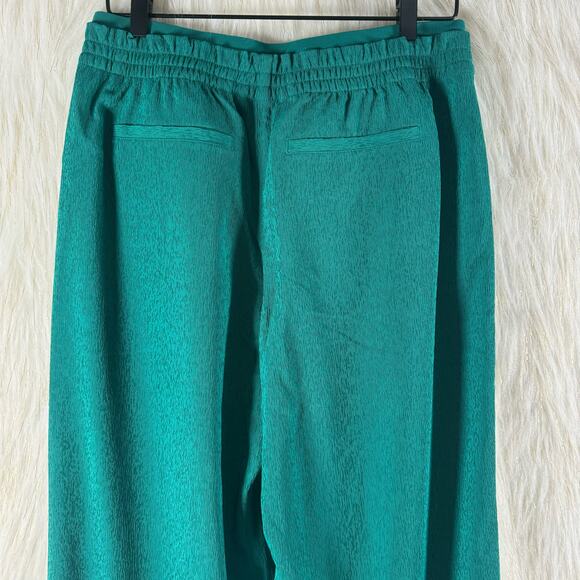 NWT Athleta Green Echo Wide Cropped Trouser Pants Pull On Relaxed Size 10 - Picture 5 of 12